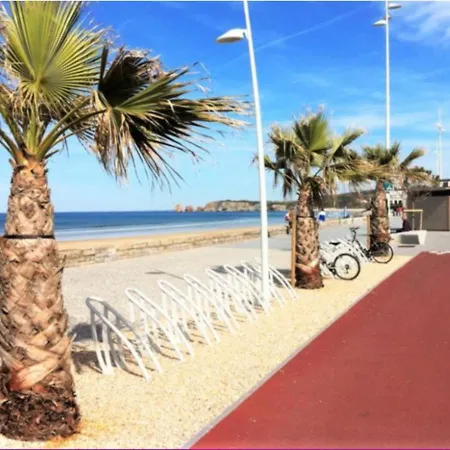 Lumineux Au Port De Plaisance, A 200m De La Avec Parking Et Commerces A Proximite - Fr-1-2-425 * Hendaye
